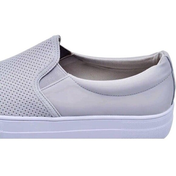 Womens Loafers Size 6.5 Gray Perforated Slip On Comfortable Casual Flat Shoes - Picture 3 of 16